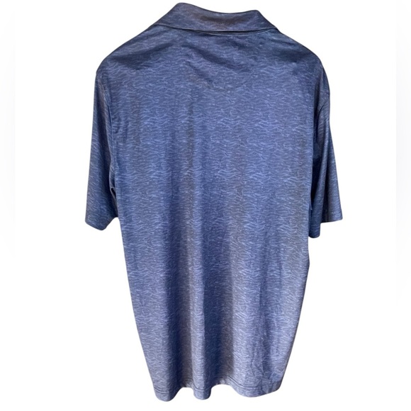 💙⛳️Greg Norman golf polo shirt size L in cool, subtle blue pattern. Excellent! - Picture 2 of 4